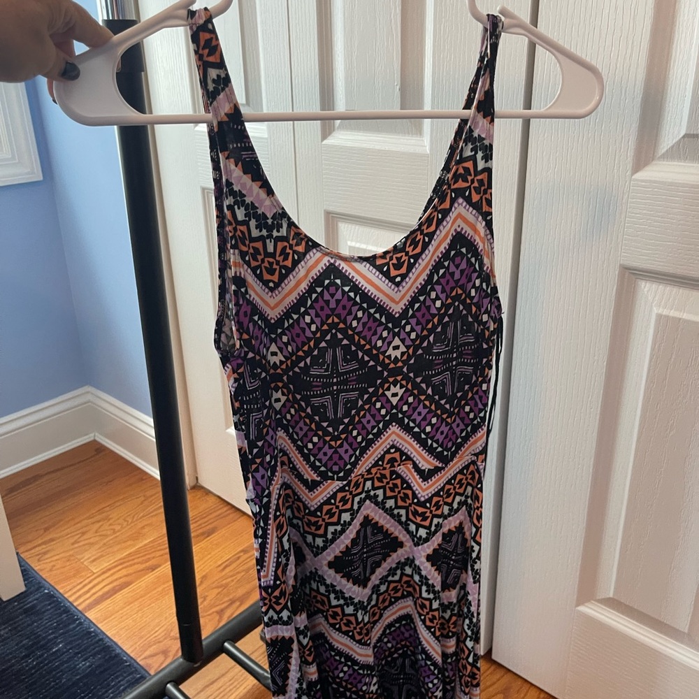 Dress - Picture 4 of 4